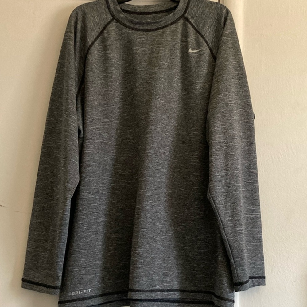 Nike Gray Long Sleeve Tees